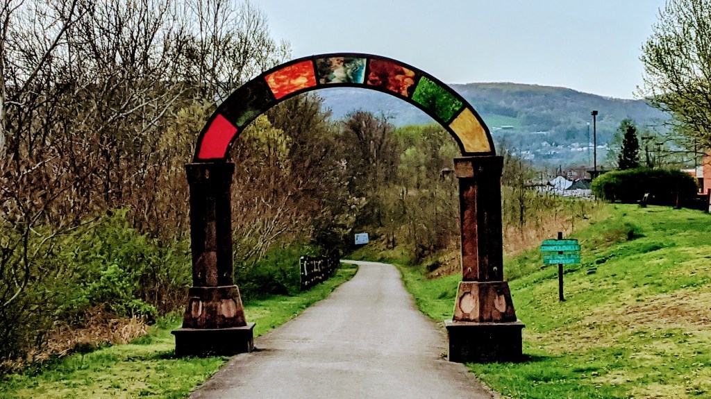 Connellsville Glass Arch 2022